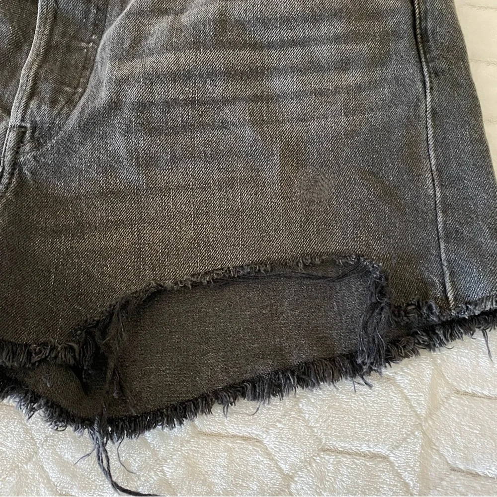 Levi's Premium 501 Original Womens Dark Gray Denim High Rise Cotton Shorts Sz 30